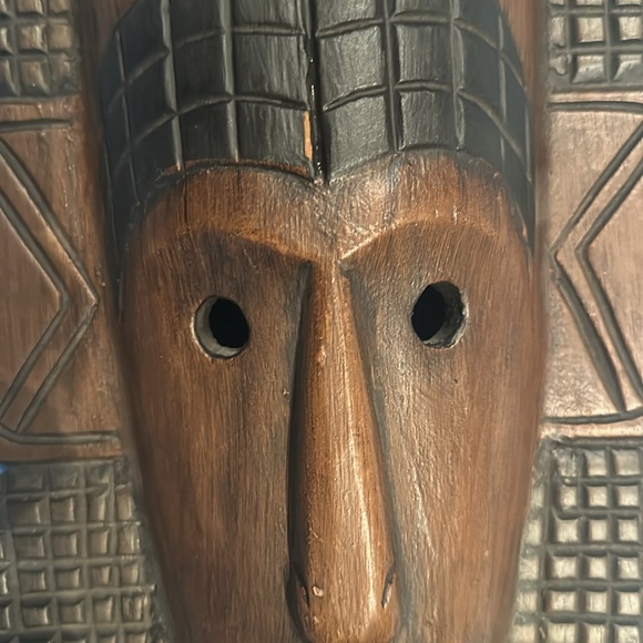 African wood mask - Picture 2 of 8